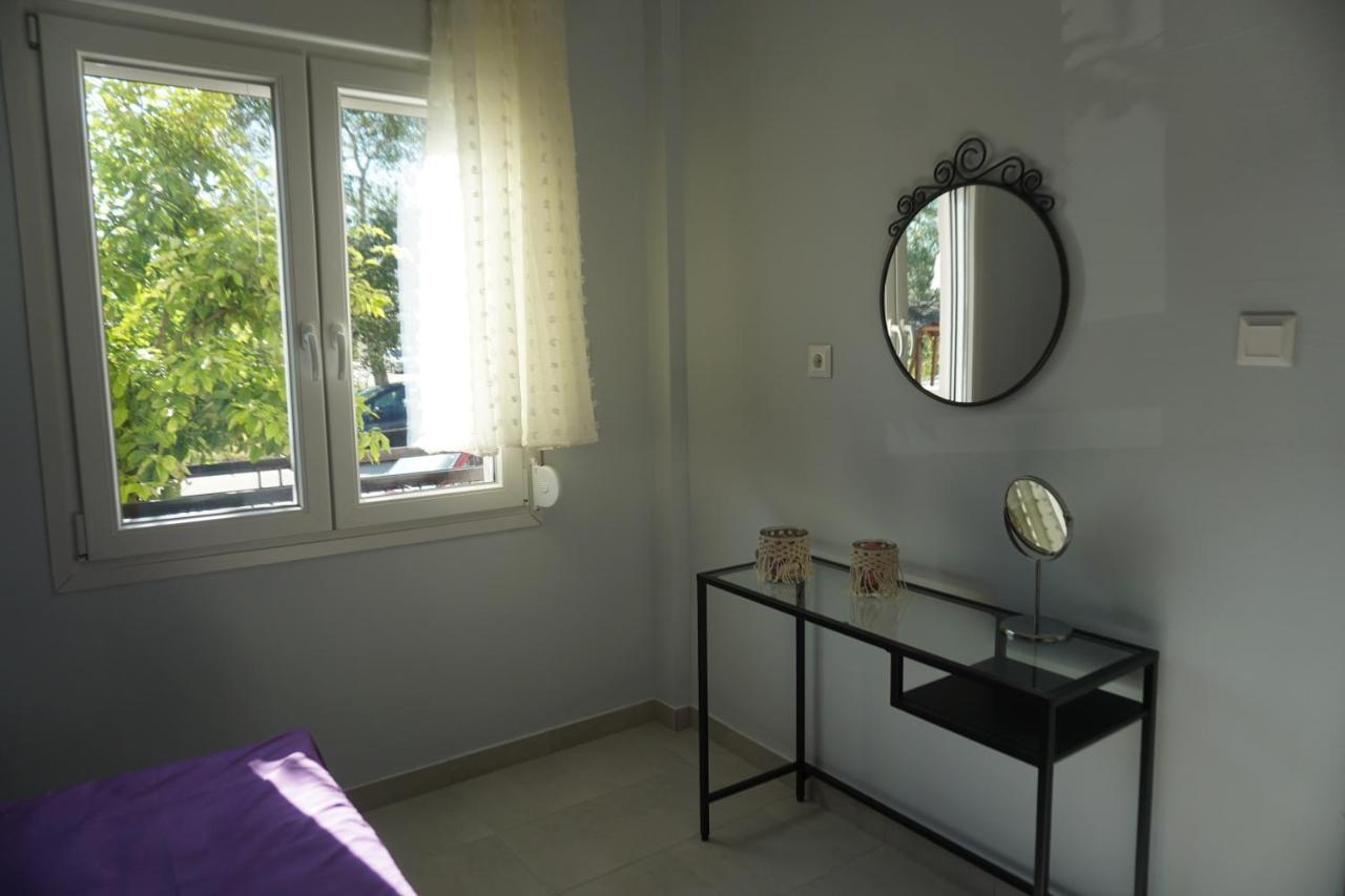 Park View Apartment In Paralia Dionisiou Экстерьер фото